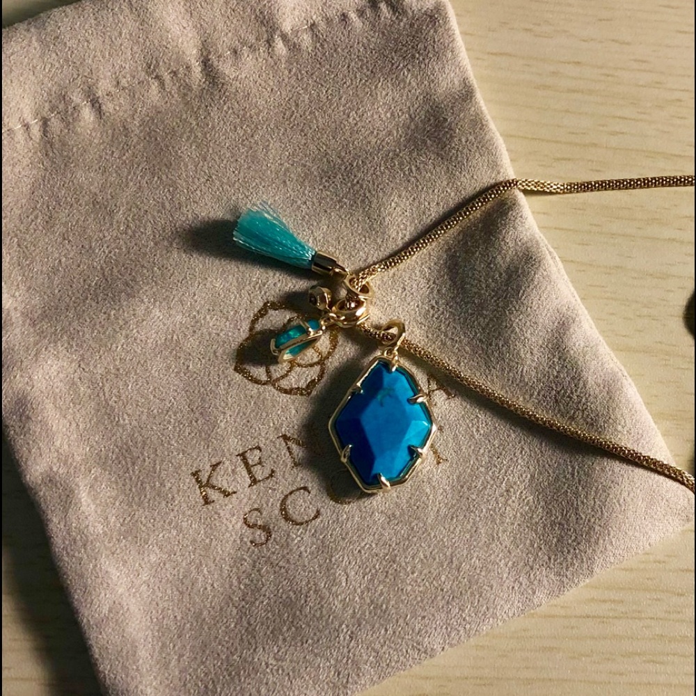 Kendra Scott Hailey Necklace in Gold/Aqua Howlite